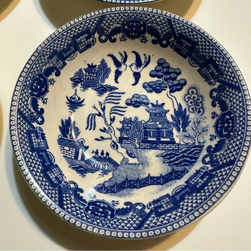 Four Blue Willow Vintage Fruit Bowls Made In Japan
